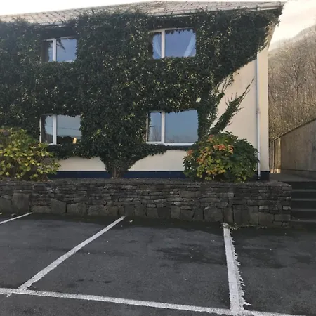 At Leenane * Leenaun